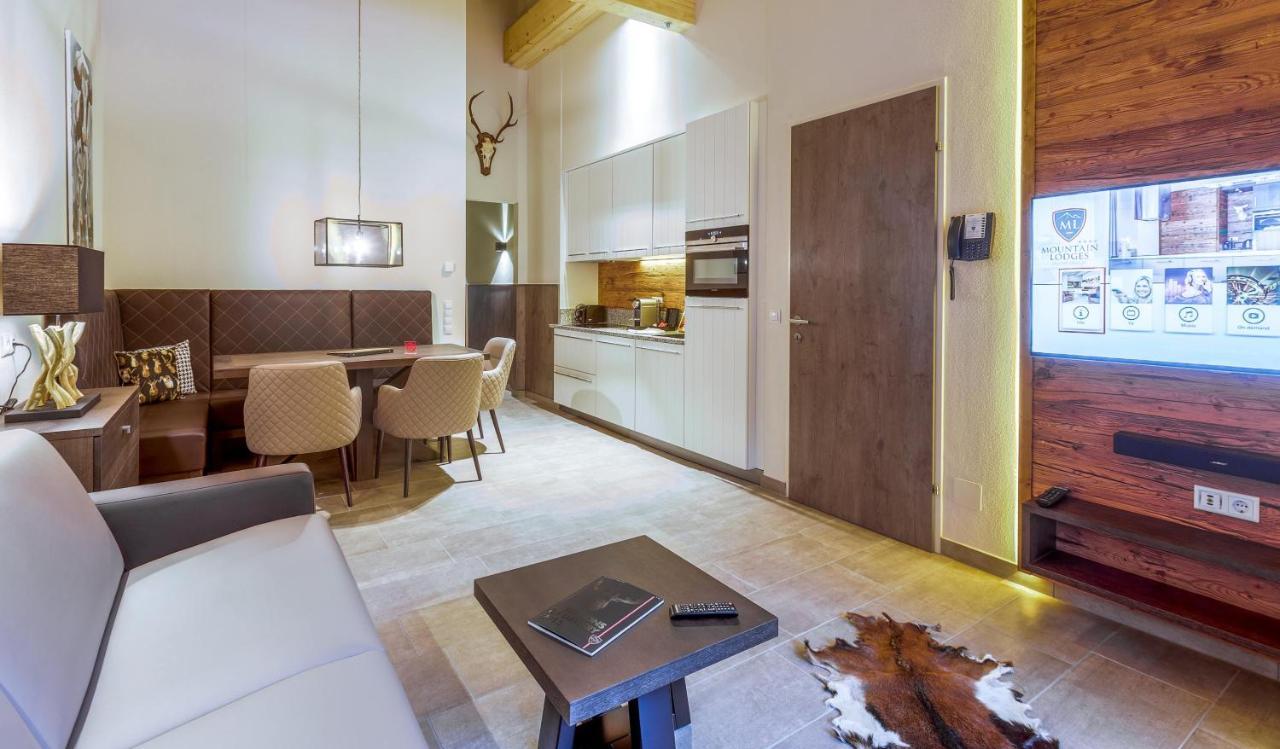 Avenida Mountain Aparthotel