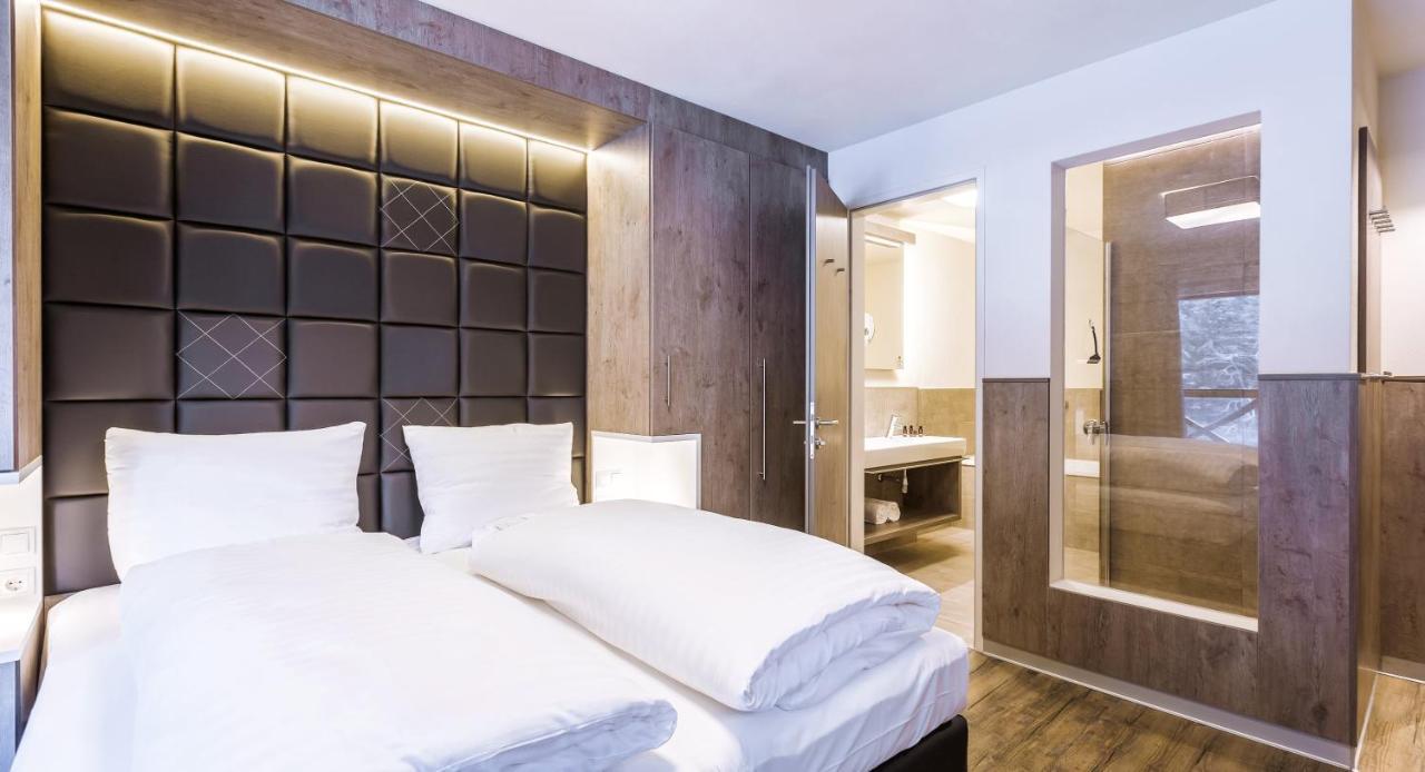Avenida Mountain Aparthotel 4*